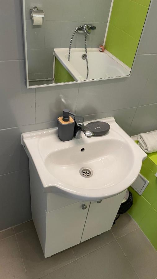 Londof Housing City Center Brasov Apartman Kültér fotó