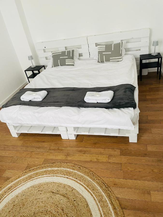 Londof Housing City Center Brasov Apartman Kültér fotó