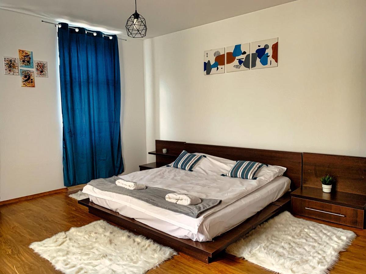 Londof Housing City Center Brasov Apartman Kültér fotó