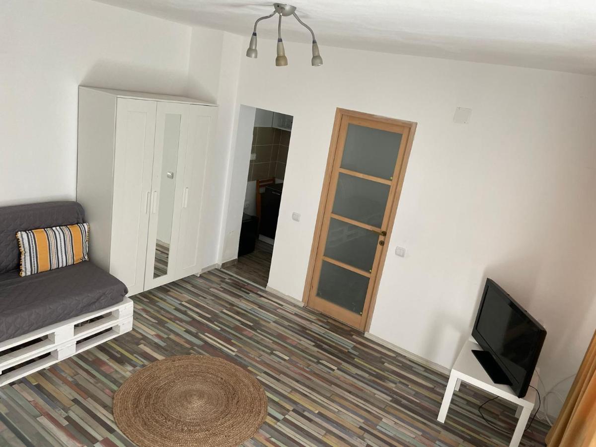 Londof Housing City Center Brasov Apartman Kültér fotó