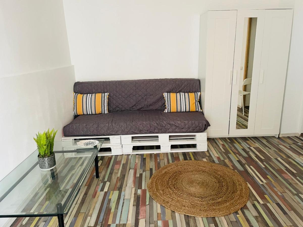 Londof Housing City Center Brasov Apartman Kültér fotó