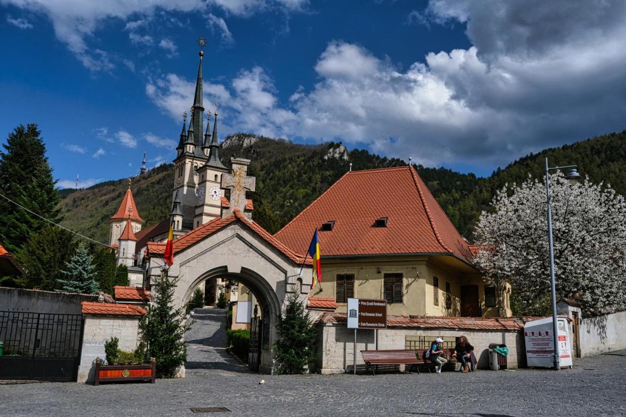 Londof Housing City Center Brasov Apartman Kültér fotó