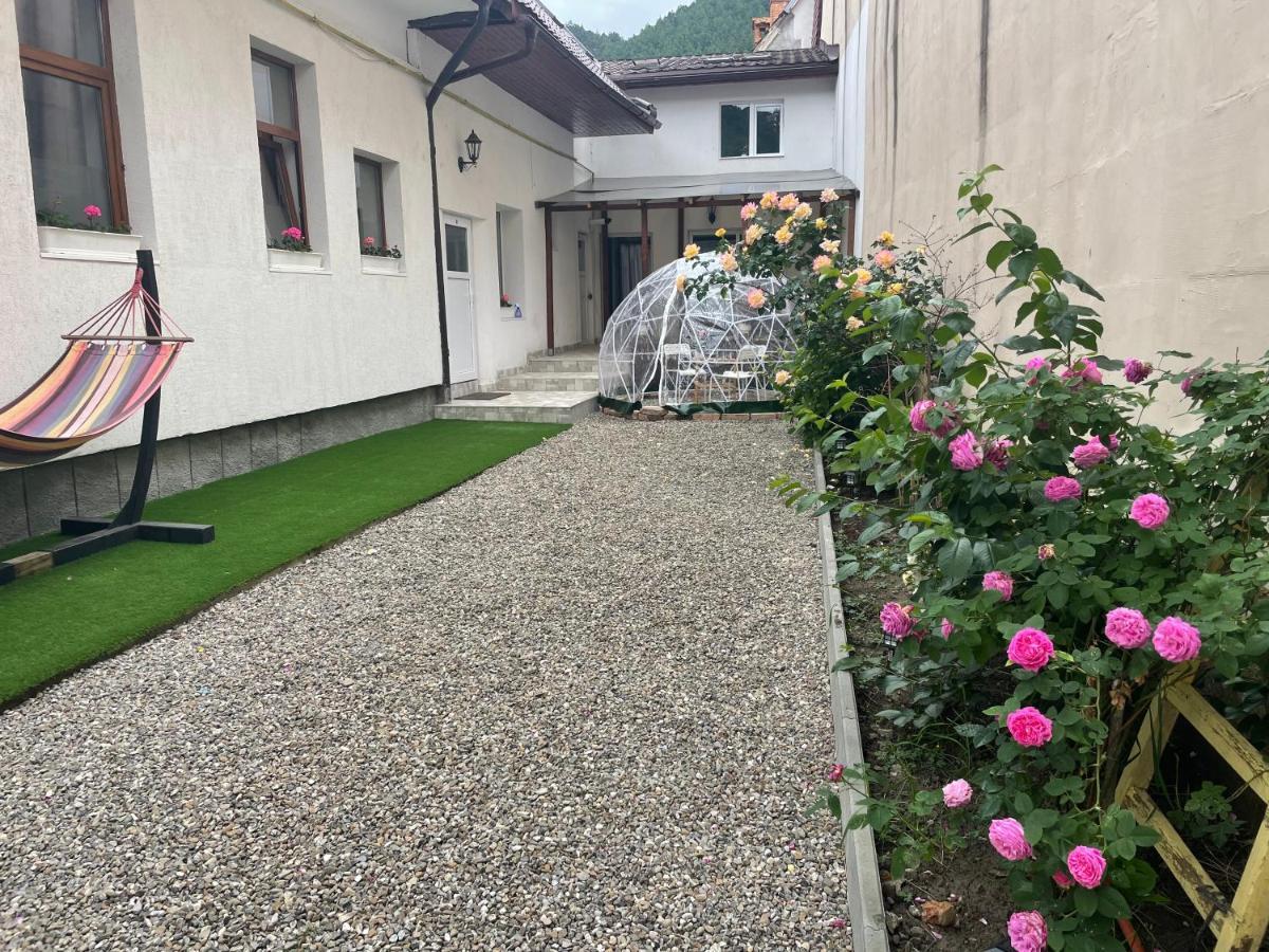 Londof Housing City Center Brasov Apartman Kültér fotó